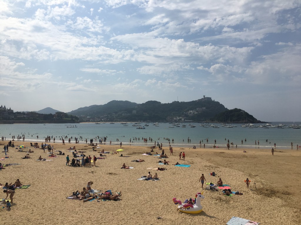 This image has an empty alt attribute; its file name is img-1813-2.jpg