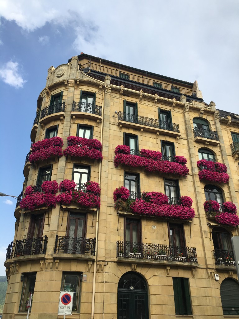 This image has an empty alt attribute; its file name is img-1826-1.jpg